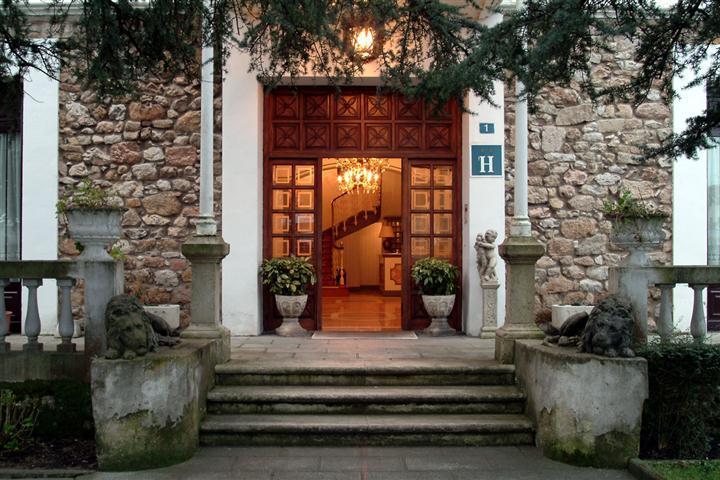 Hotel Luzon San Vicente De La Barquera Exterior foto